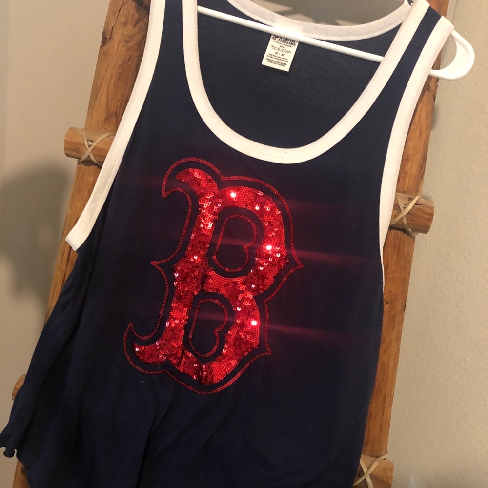 PINK Victoria’s Secret bling tank💋